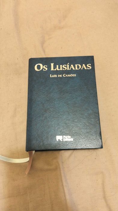 Livros de escola e outros