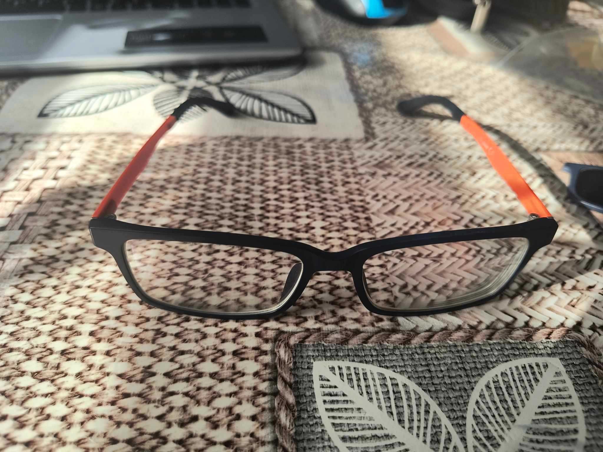 okulary/ oprawki + etui+nakładki przeciwsłoneczne