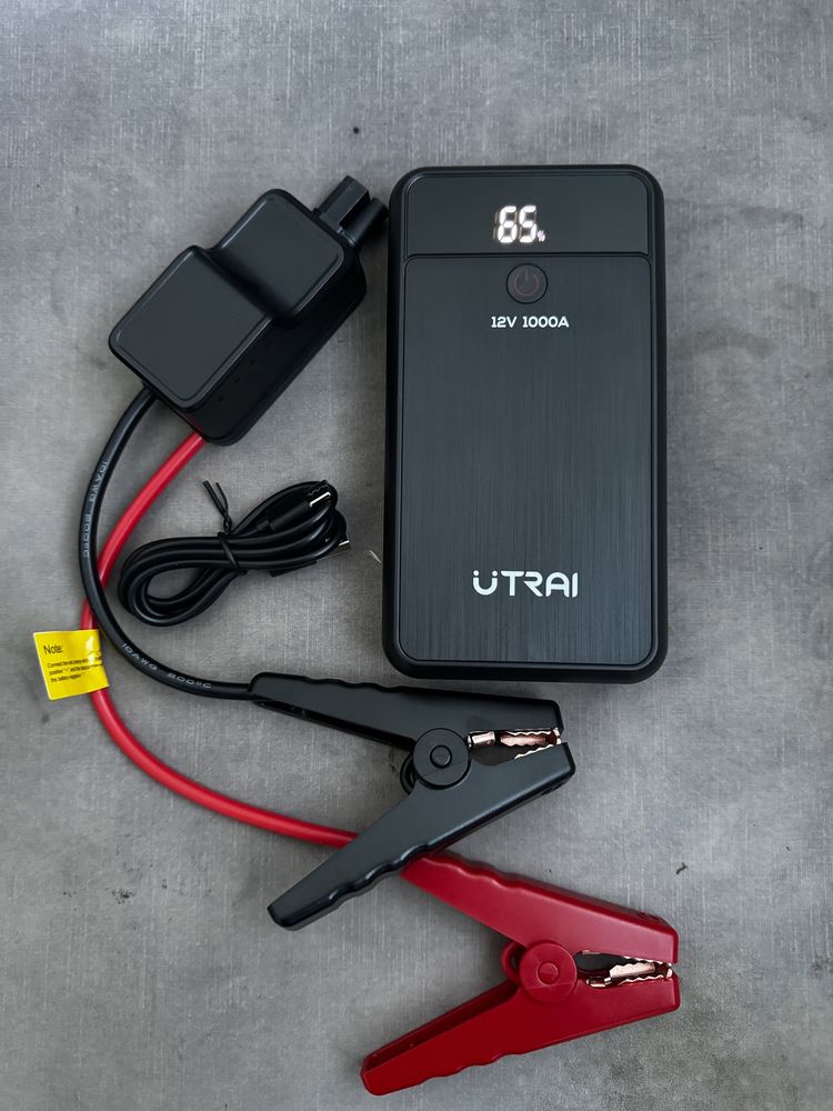 Utrai Jstar Air jump starter пускозарядний пристрій