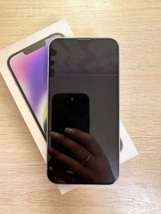 iPhone 14, 256 ГБ