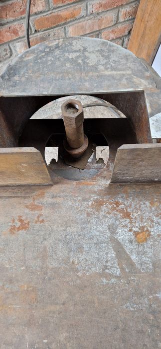 Фрезерный станок