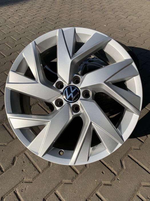 Продам диск Volkswagen  R18