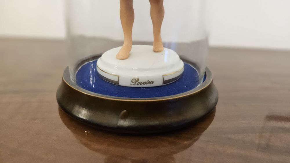 Boneca Poveira em porcelana | PORART