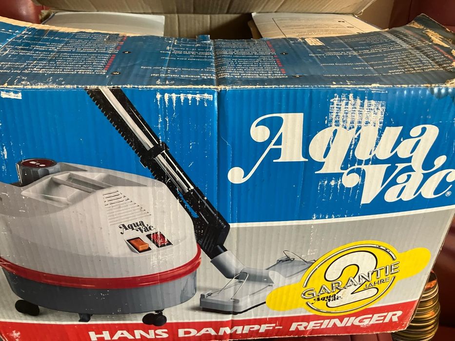 Odkurzacz parowy Aqua Bać Hans Dampf