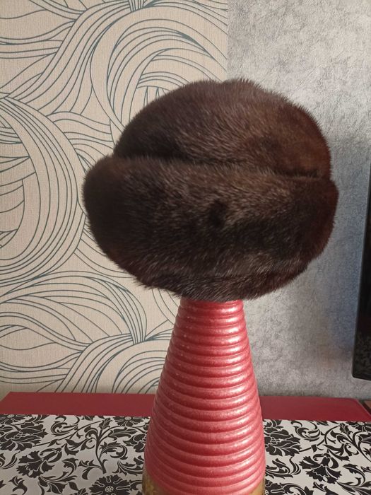 Шапки натуральне хутро