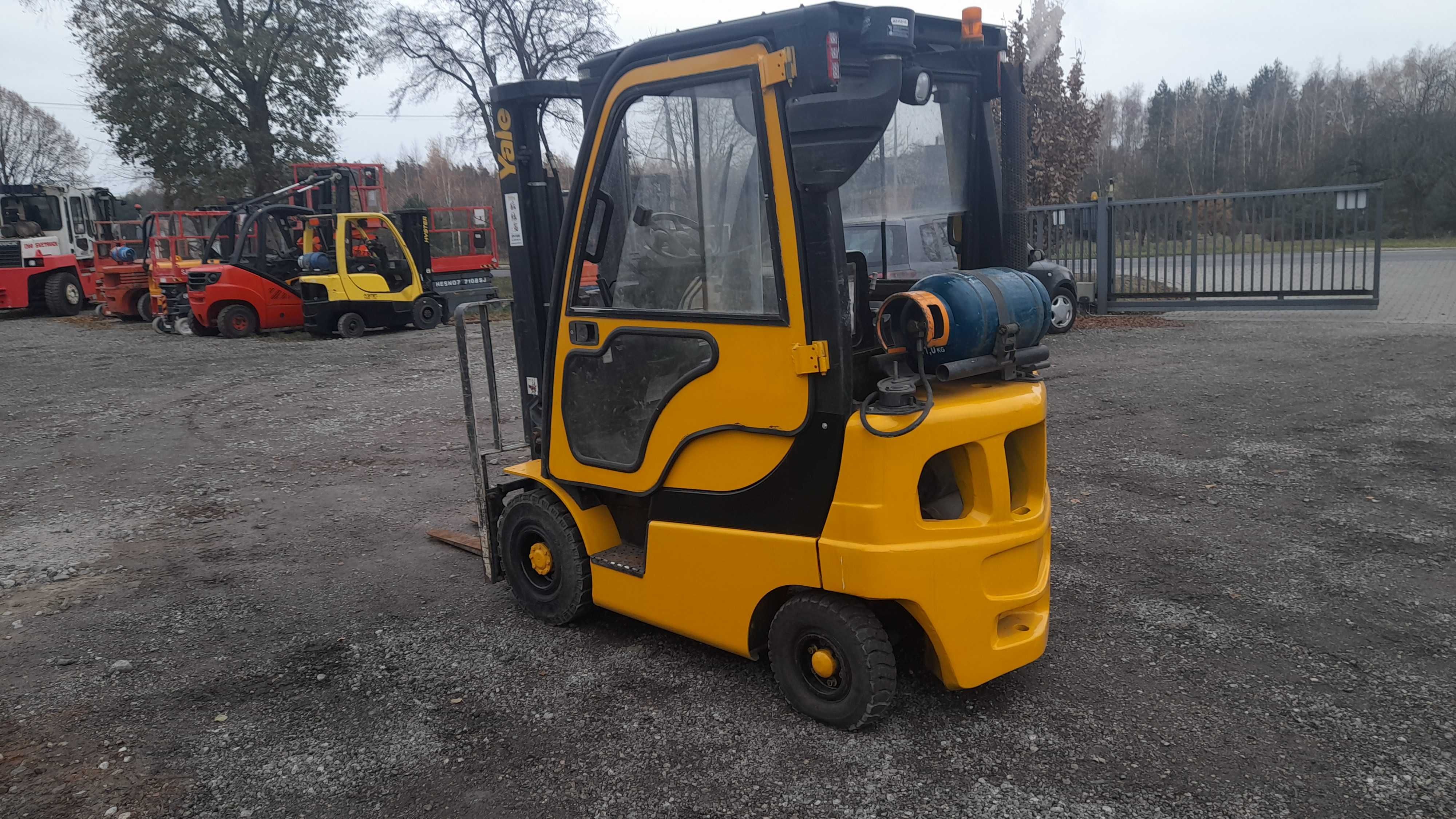 Wózek widłowy Yale GLP16VXV2175