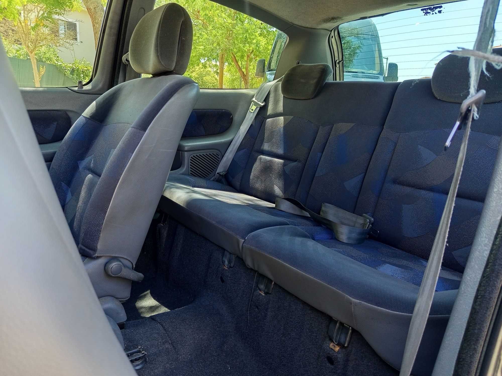 Oportunidade Renault Clio impecável de mecânica