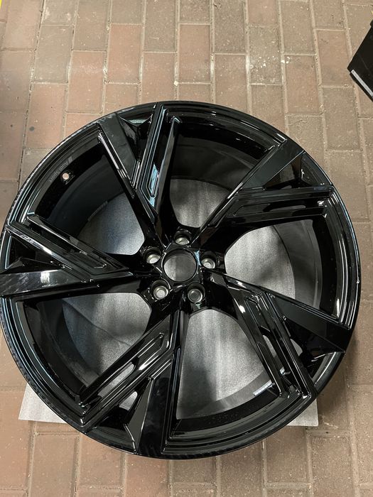 Felga Audi Sport RS6 22’ 10.5J ET 19  dostepne 3 sztuki