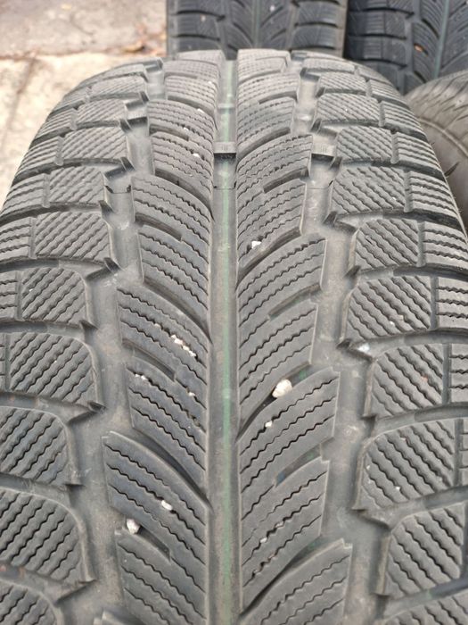 Продам зимние шины.Состояние новых.