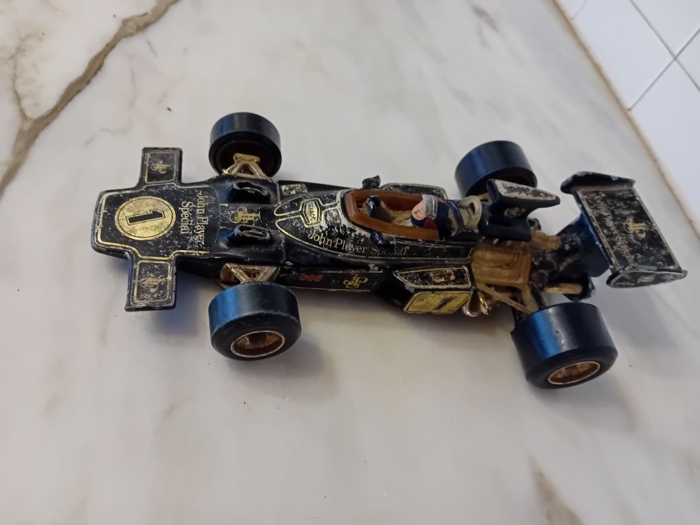 Miniatura Lótus F1 John Player Special