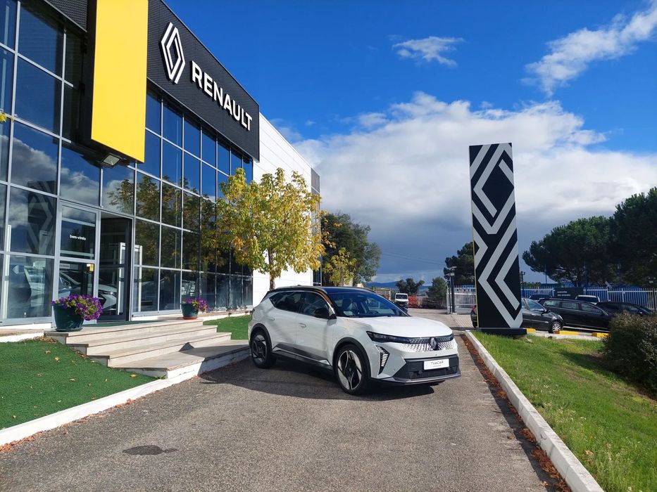 Renault Scénic E-Tech 87 kWh Iconic