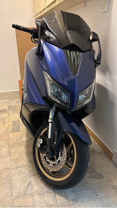 Yamaha tmax 530