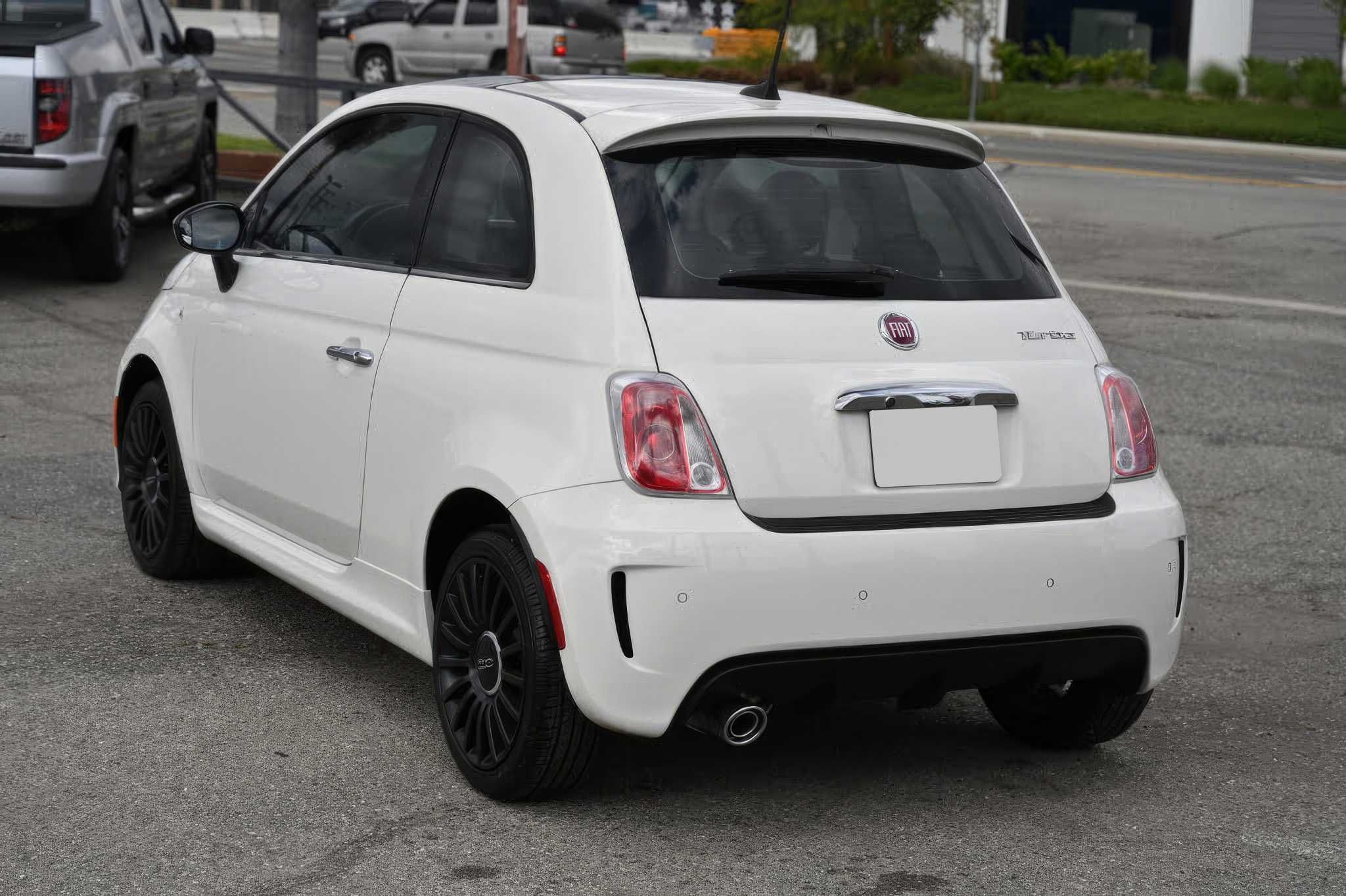 2018 FIAT 500 Lounge
