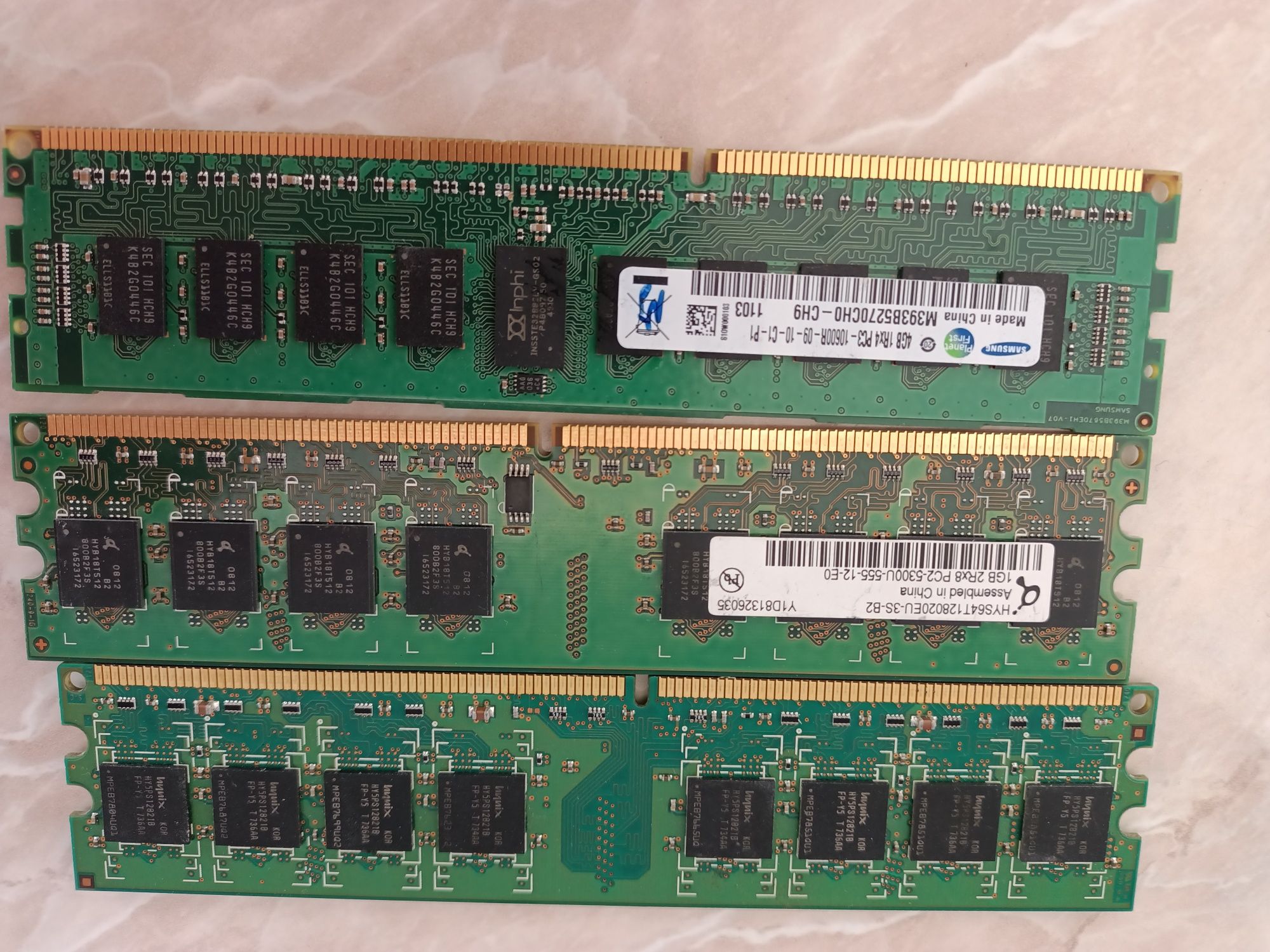 Продам ddr3 - 4gb, ddr2 - 1 gb