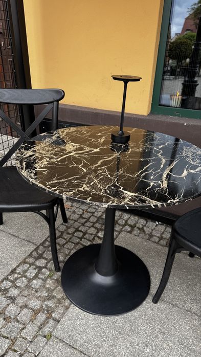 Stół okrągły 90 czarno-złoty marmur