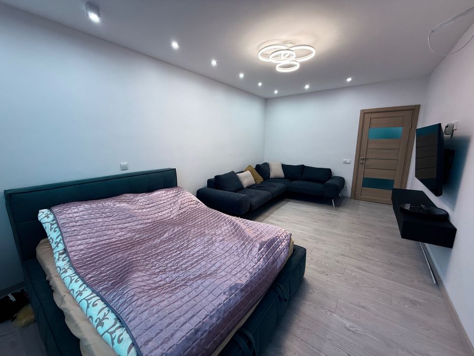 Продаж видової 1к жк Зелений острів 2 Сікорського 4Б Без комісійних %