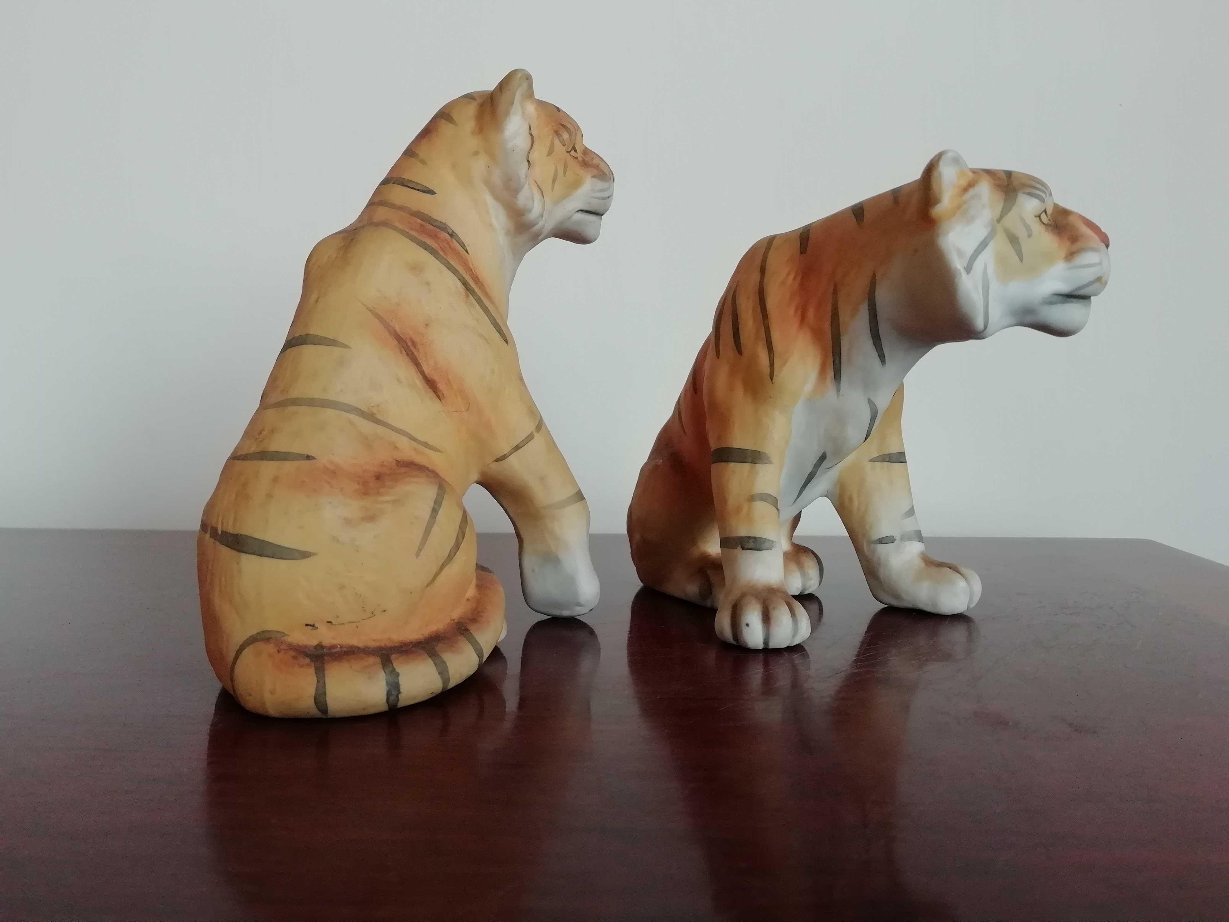 Par de Tigres em Biscuit - porcelana fina pintada à mão