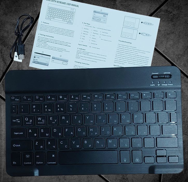 Беспроводная мини Bluetooth клавиатура с RGB подсветкой