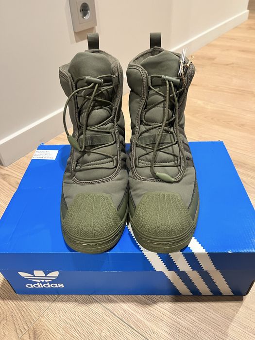 Зимові нові черевики Adidas