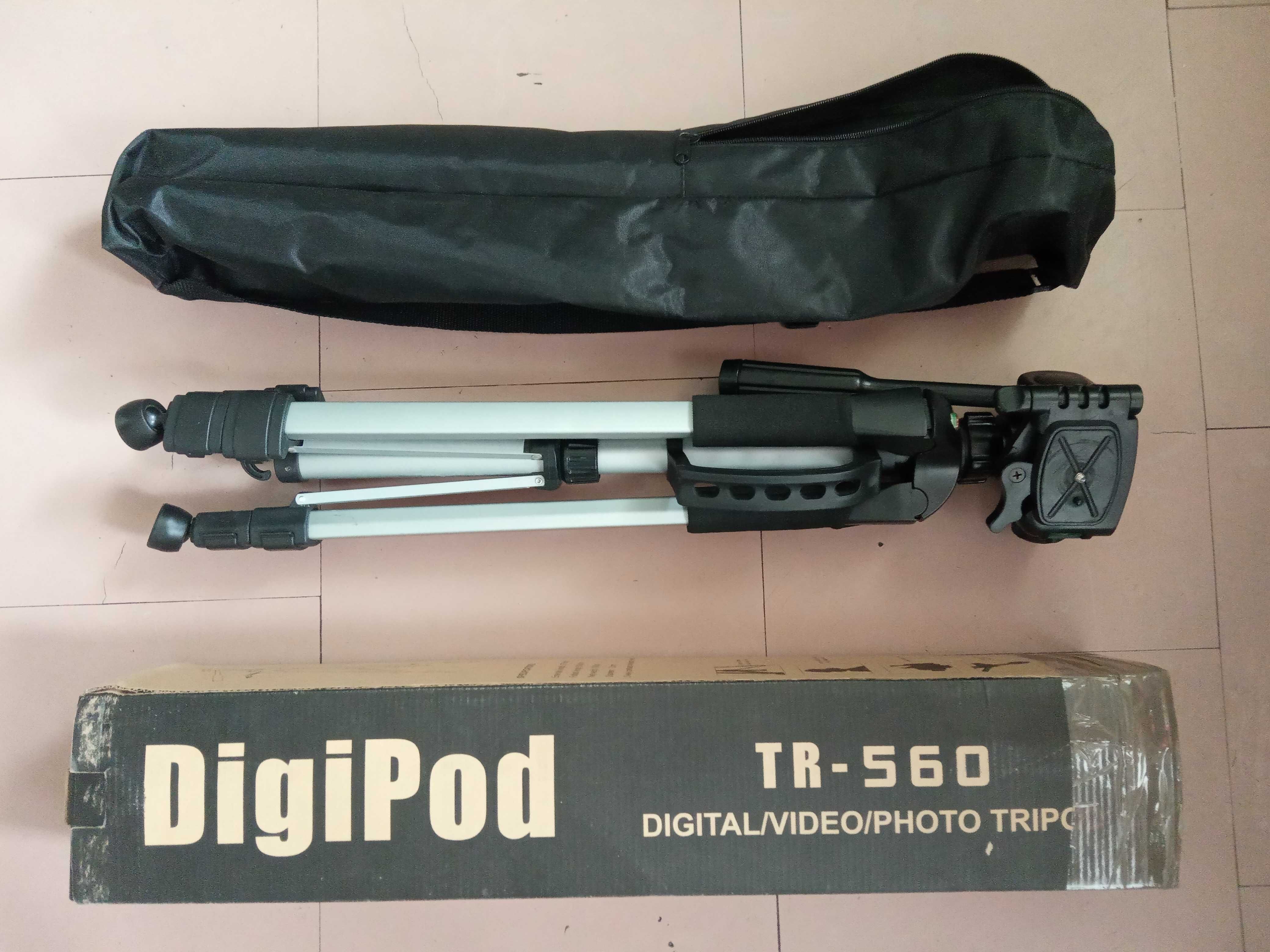 Statyw do aparartu DigiPod TR 560