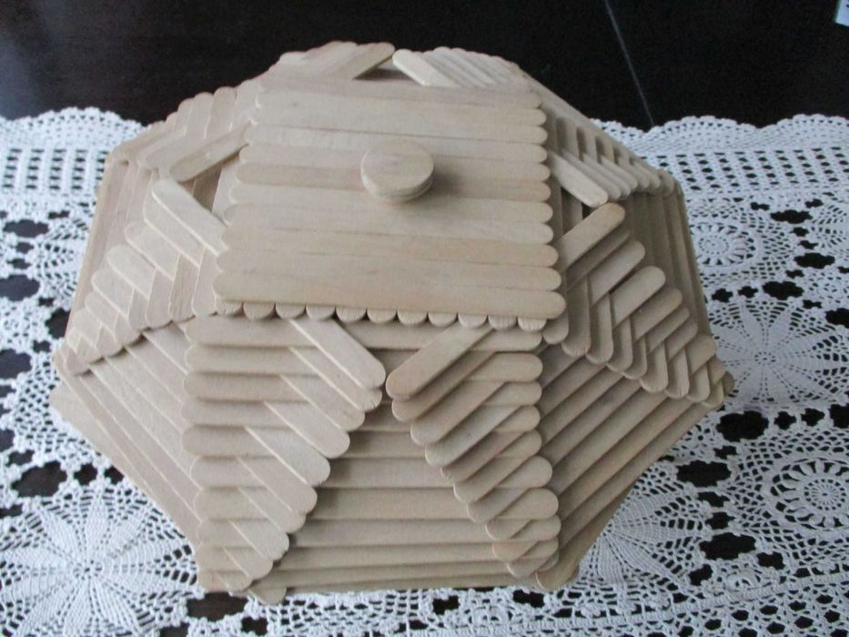 Cesta decorativa em madeira c/ tampa trabalho manual p/ pão, fruta etc