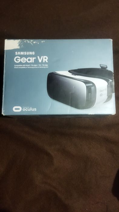 Очки виртуальной реальности Samsung Gear VR
