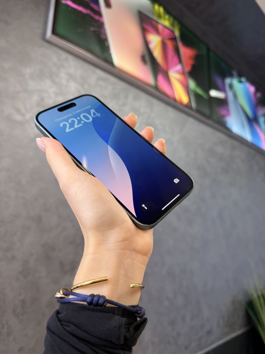 Used IPHONE 16 256 Teal Neverlock Костюшка,5 igrand