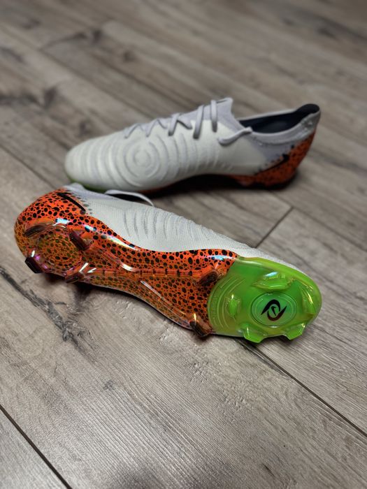 Футбольні бутси Nike