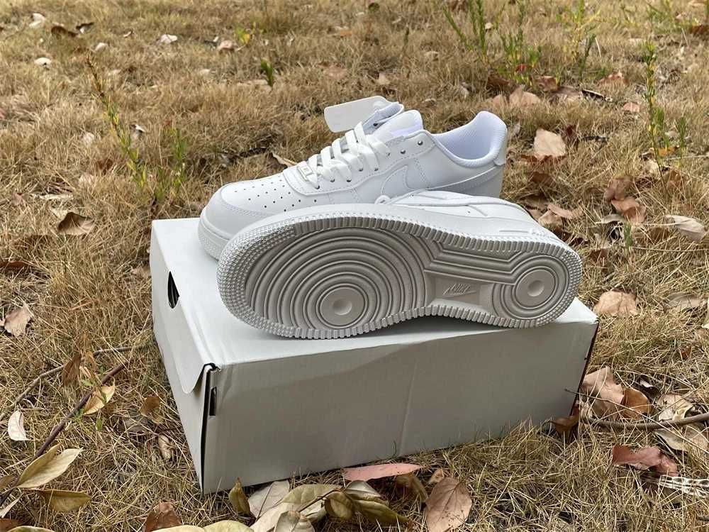 Nike Air Force 1 Low '07 White R.44