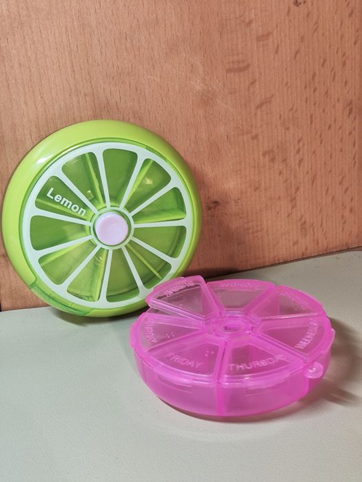 Таблетниці, органайзери, коробочки, дві штуки, лотом