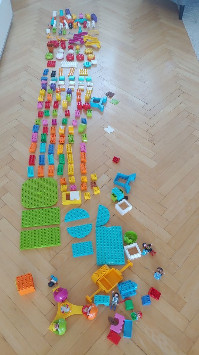 Lego Duplo. Mega duży zestaw klocków.