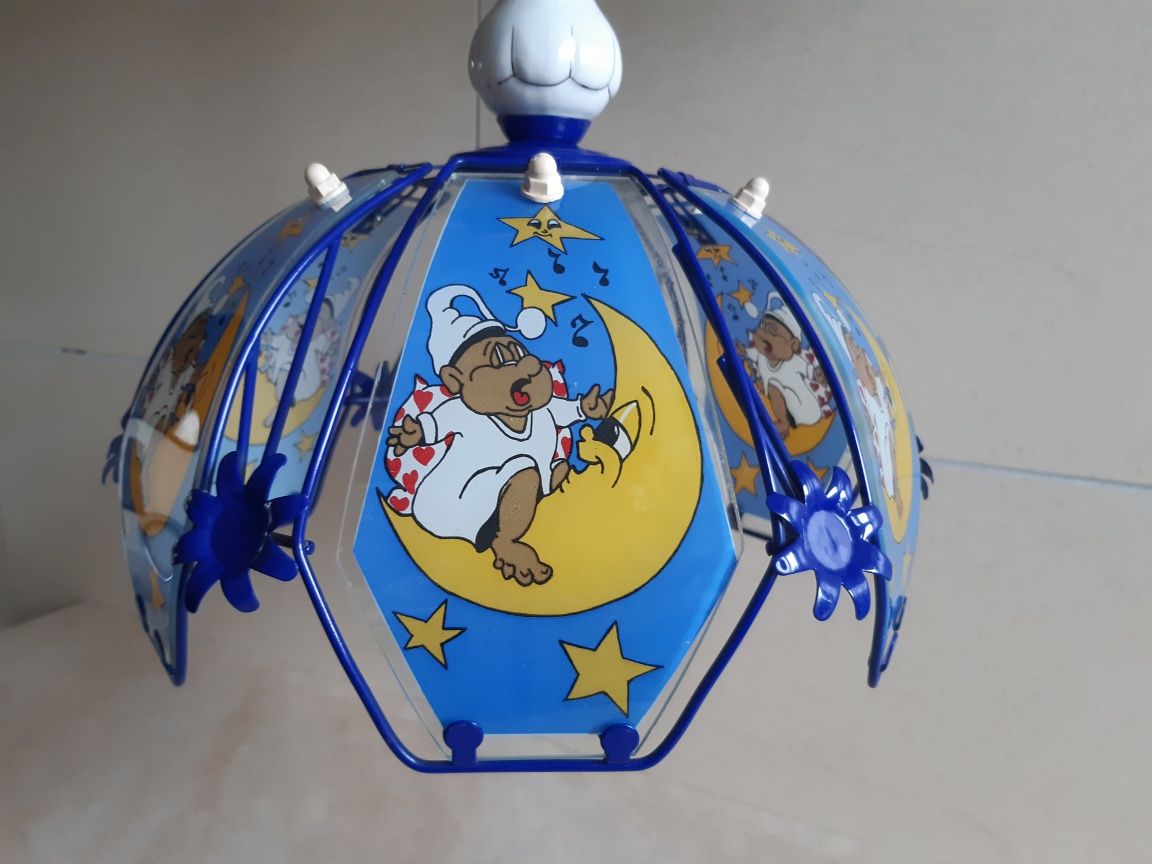 Lampa sufitowa (wisząca) do pokoju dziecięcego