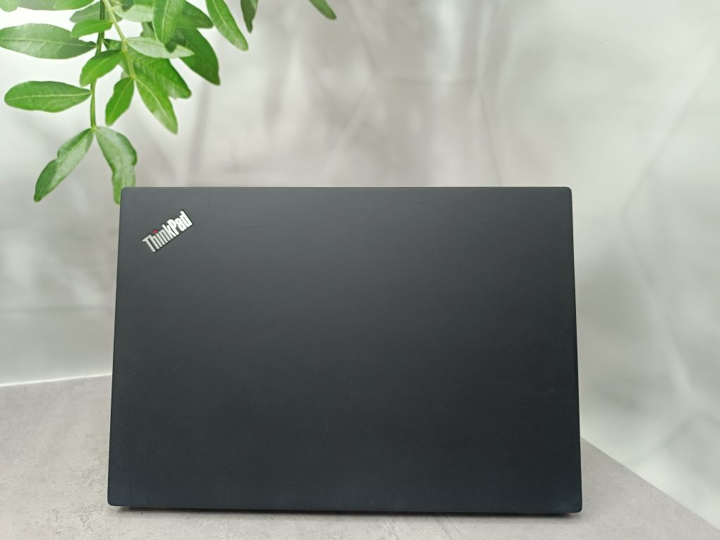 Ноутбук Lenovo ThinkPad T14 Gen 1/Ryzen 7 4750U/16/256/14"/8 ядер/IPS