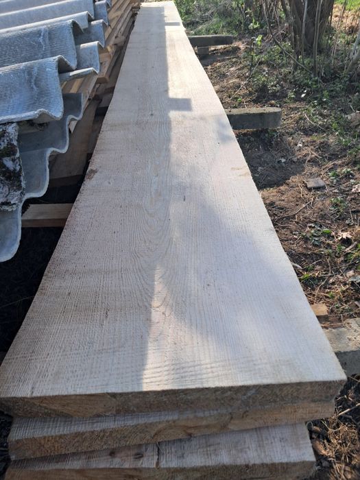 Sezonowane Deski sosnowe i jodłowe.