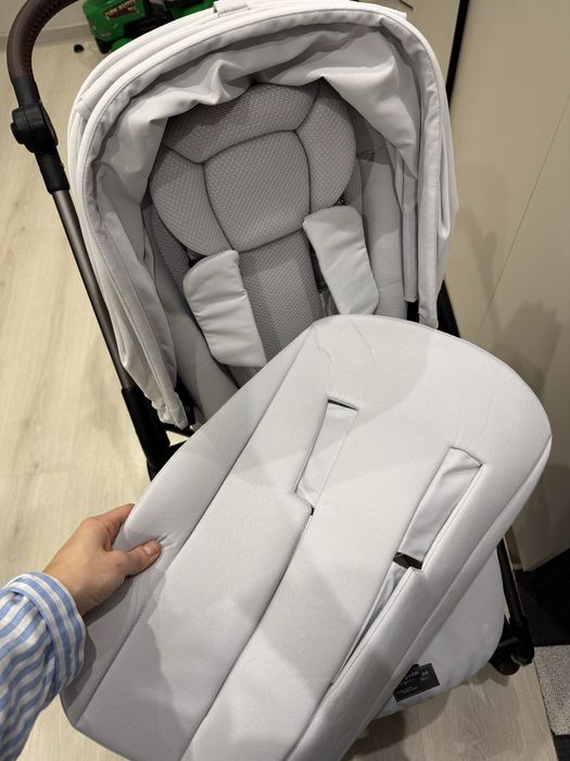Прогулянкова коляска Cybex Melio Fog Grey