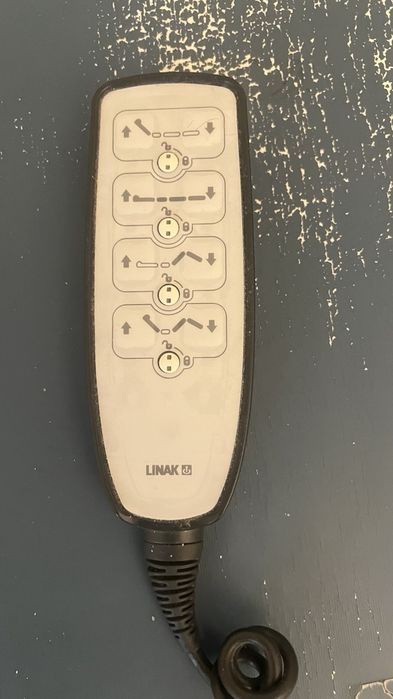 Продам багатофункціональне ліжко з автоматичним підйомом для лежачих.