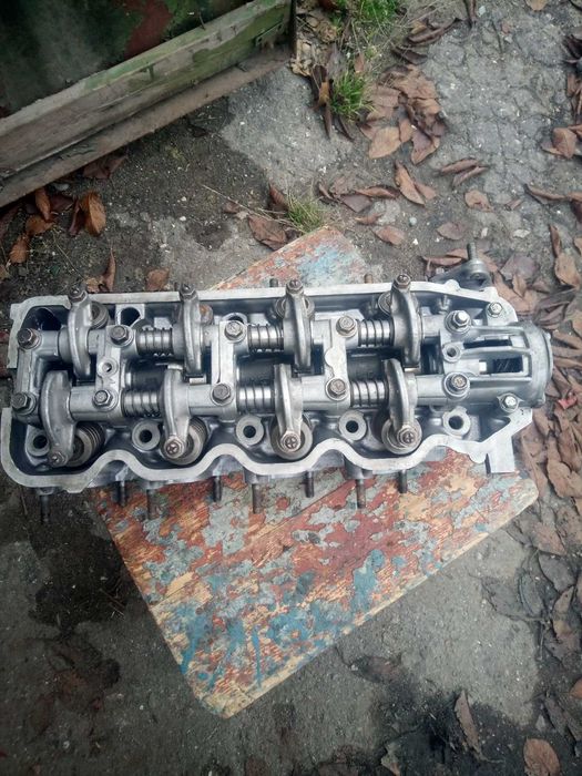 Продам головку блока ГБЦ Mitsubishi состояние новой