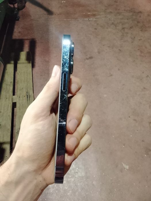 iPhone 14 Pro em bom estado