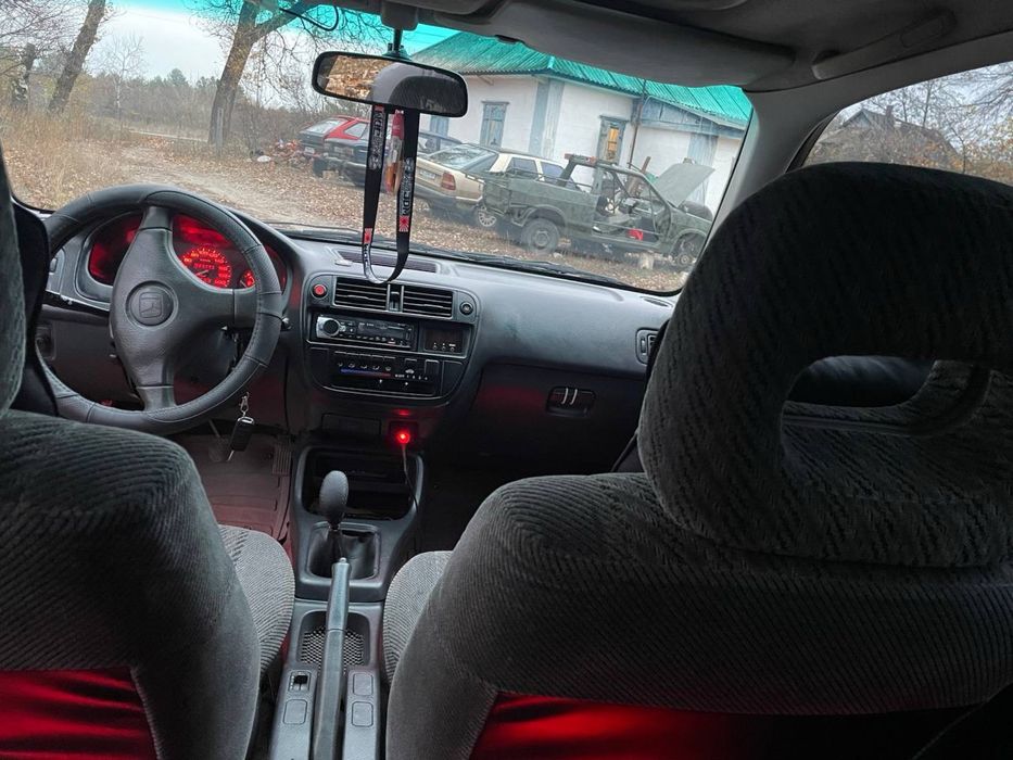 Продам Honda civic 6 (ej9) 1998 года