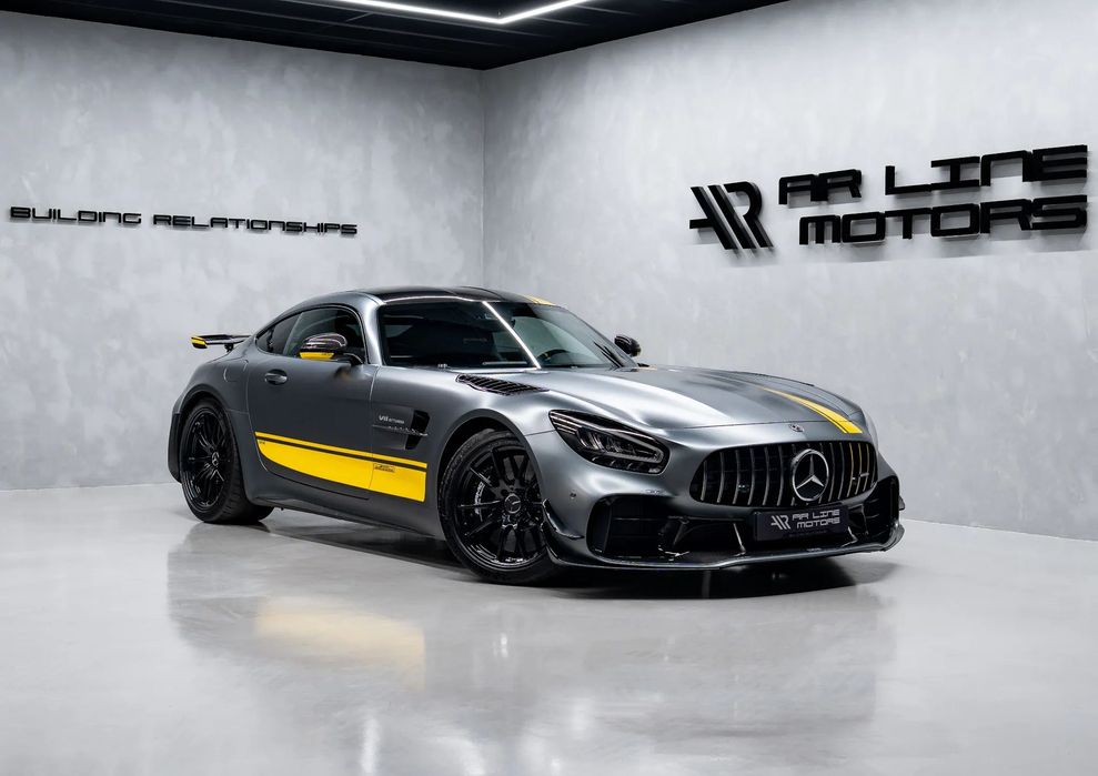 Mercedes-Benz AMG GT R