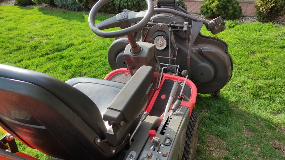 Traktorek kosiarka Husqvarna Rider 4x4