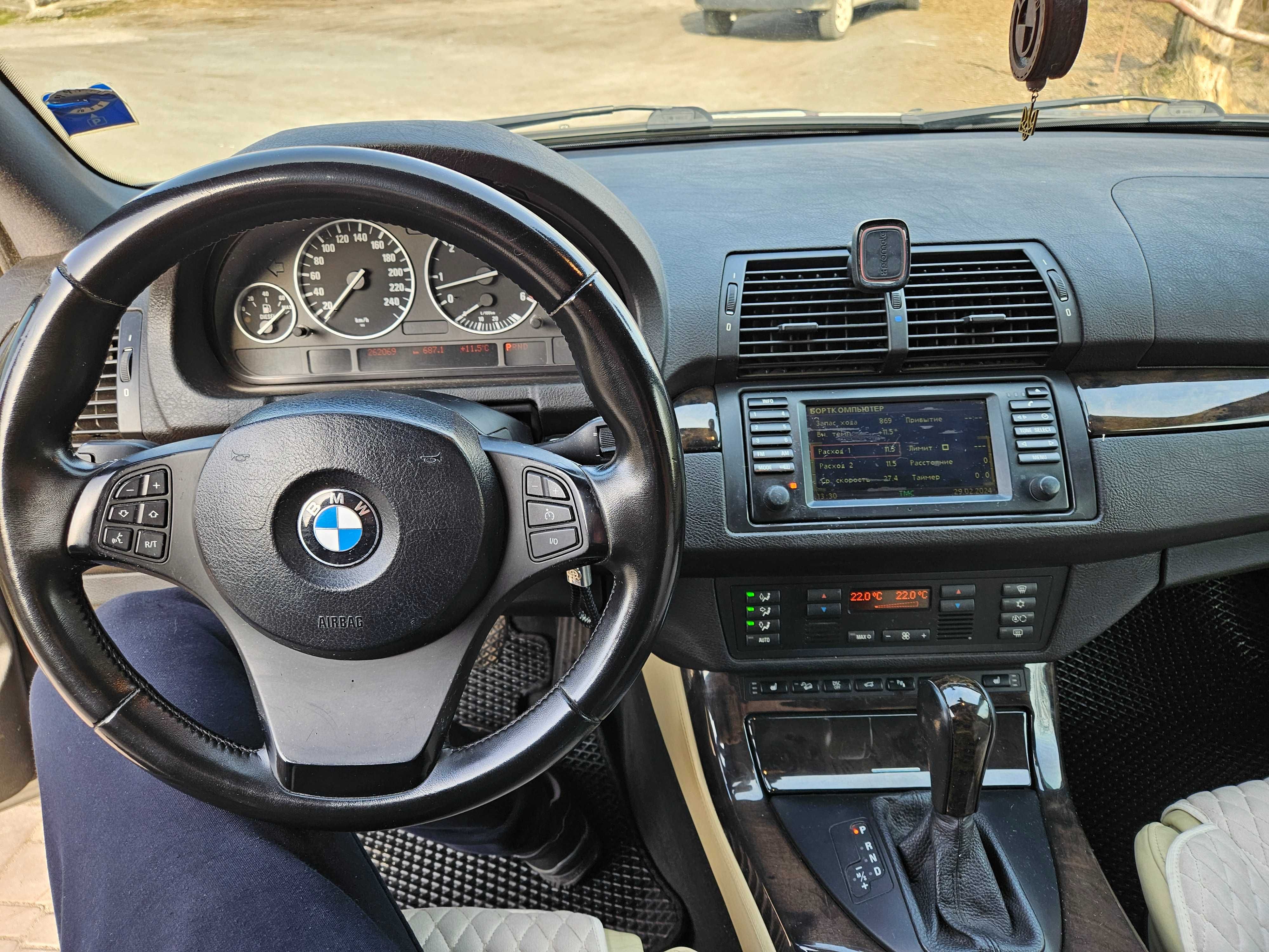 Продам BMW X5 e53