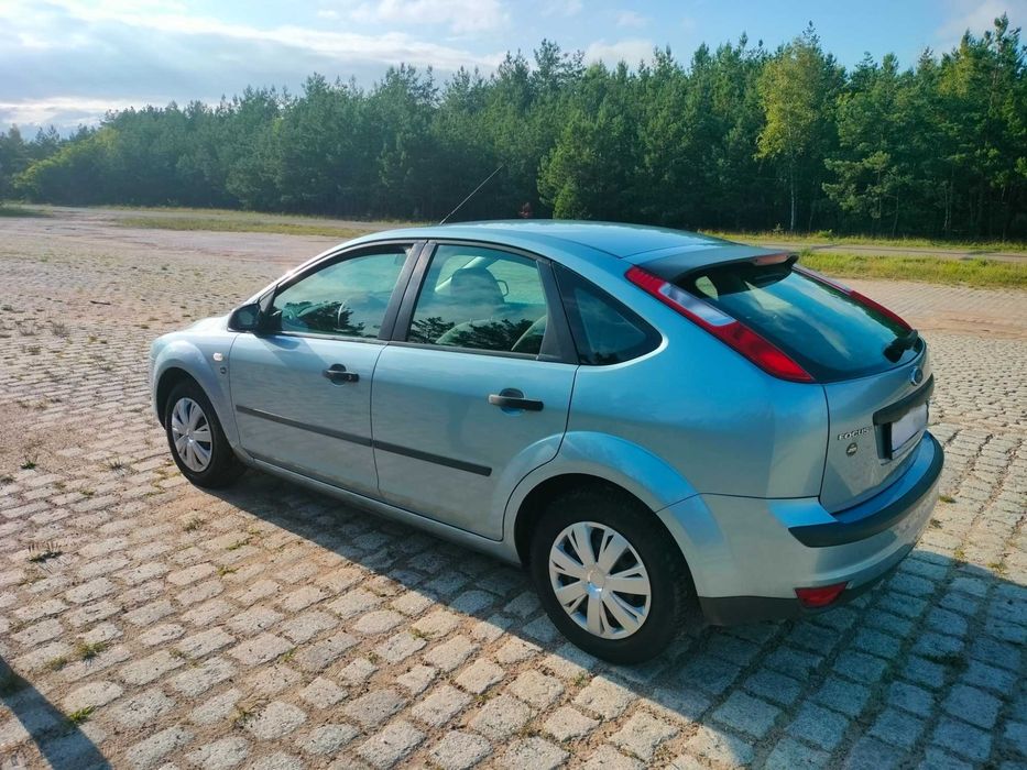 FORD FOCUS MK2 2006 1.6 100KM BENZYNA Długie opłaty Nowe części