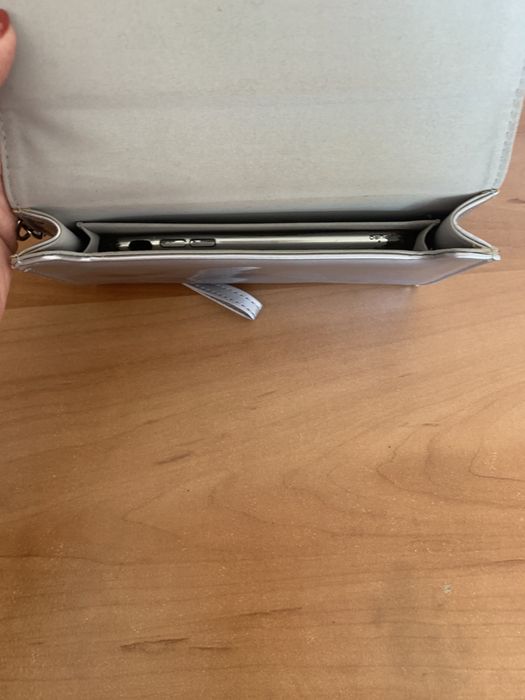 Conjunto Carteira e Capa marca PURO para iphone 7