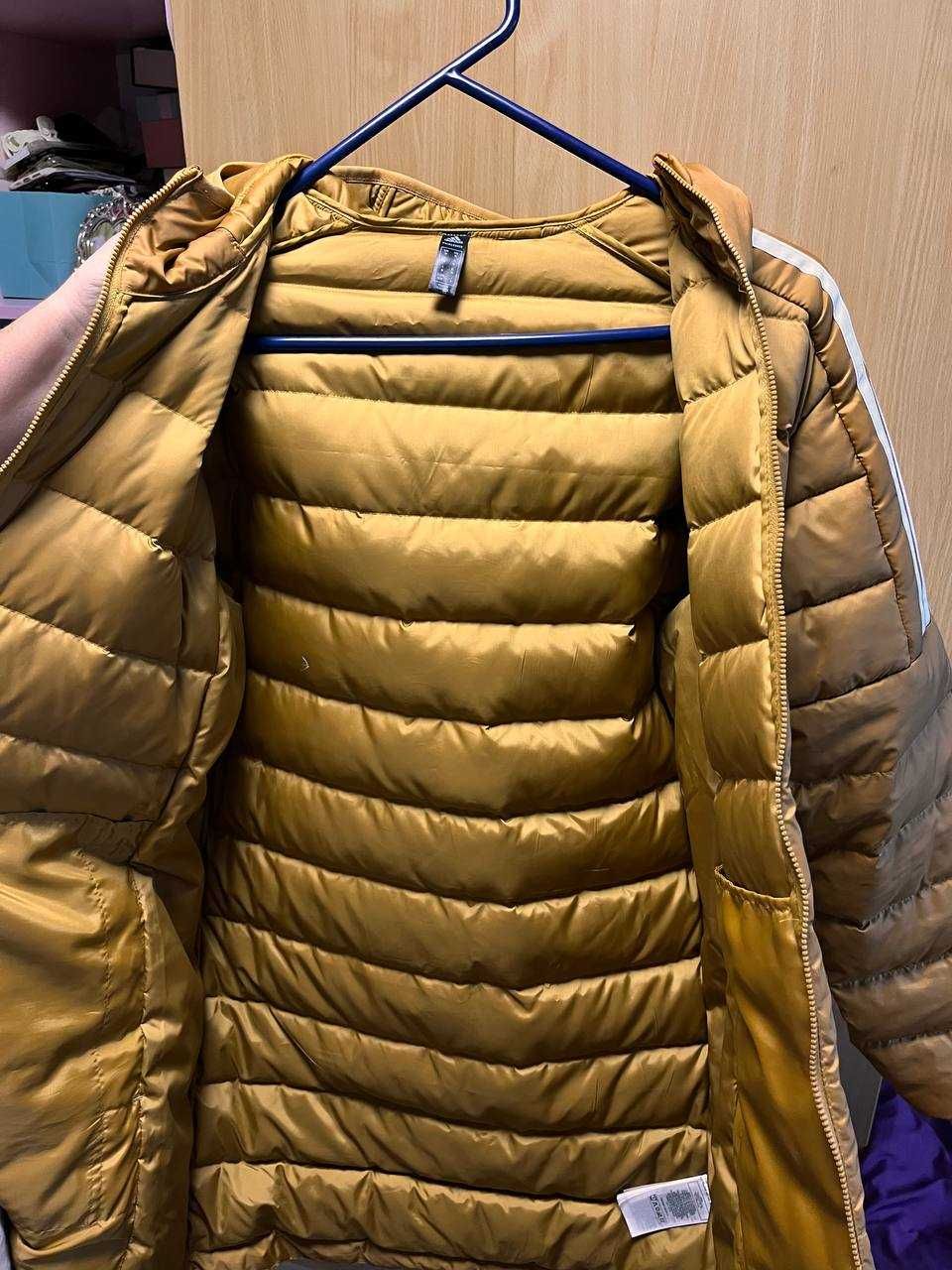 Пуховик Adidas Essentials
