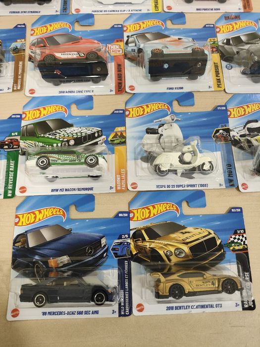 Hot wheels novos na embalagem original