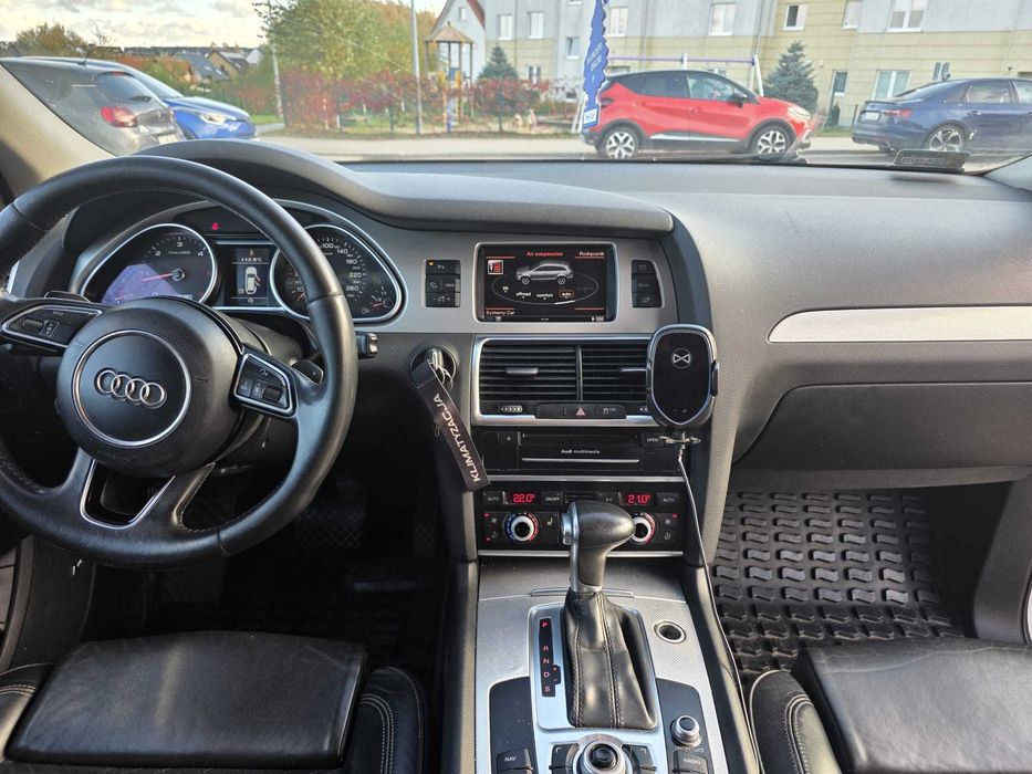 Sprzedam Audi q7 3.0 tdi -Salon Polska,