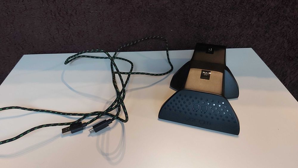 Xbox Series X 1Tb z napędem+2 pady+ładow. do padów+3 gry+UBEZPIECZENIE