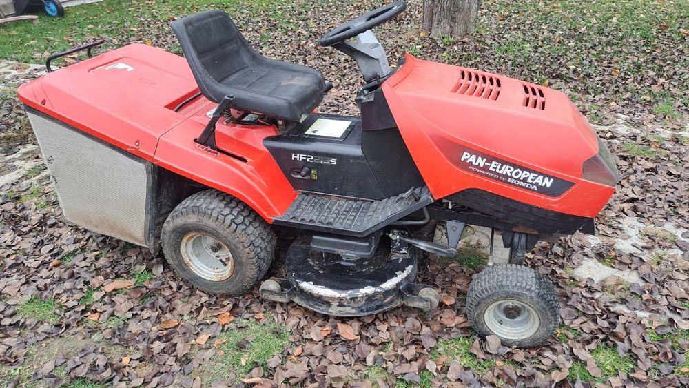 Kosiarka traktorek honda 2213s castel garden 102