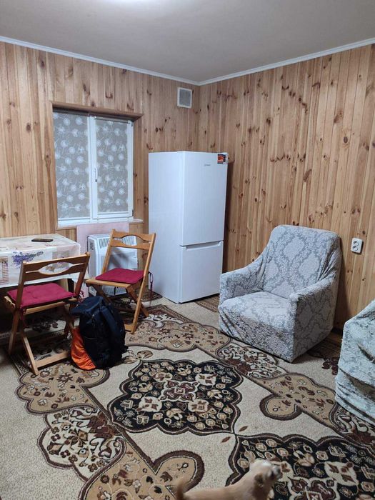 Здається в оренду будинок в Оболонському районі